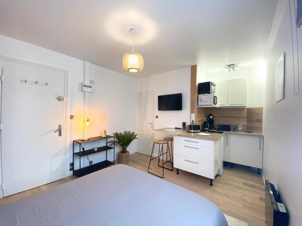 Le Gentilhomme - Studio - Entree Autonome - Plein Centre Historique Quimper Luaran gambar